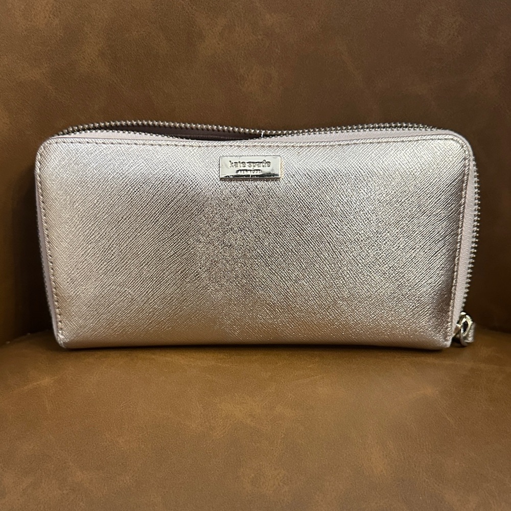 Kate Spade Metallic Silver Wallet